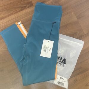 ZYIA Janis Light n Tight Hi-Rise